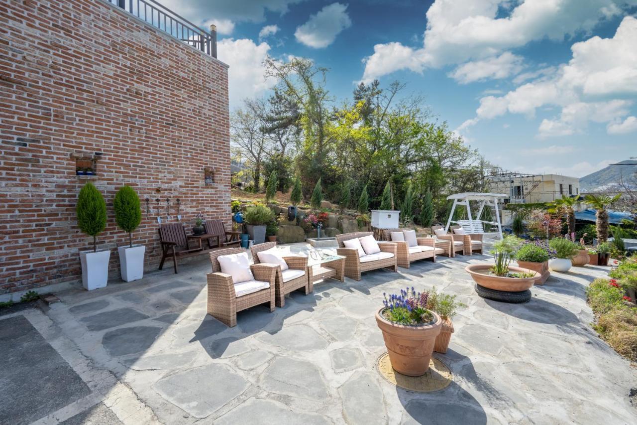 Yeosu View Foret Pension Exterior foto