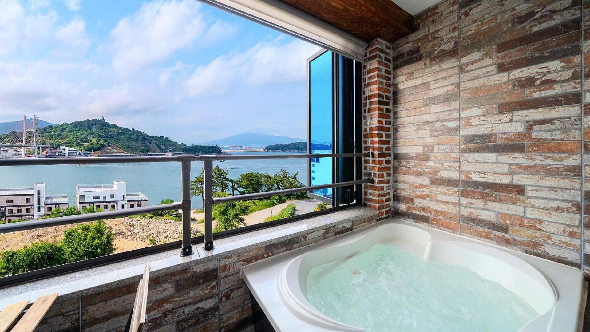 Yeosu View Foret Pension Exterior foto